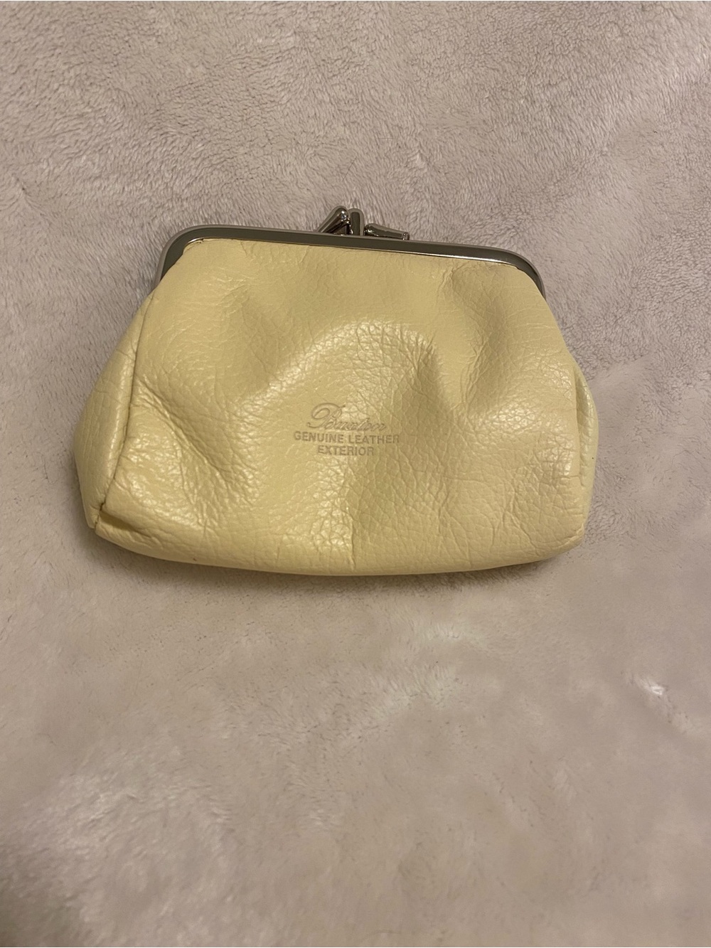 đ¸ Buxton Pale Yellow Leather Kiss-Lock Coin Purse - Picture 2 of 11